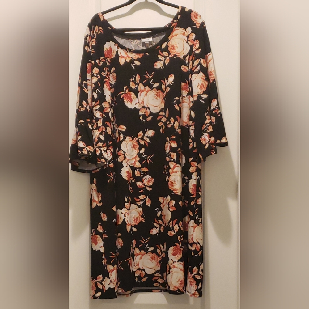 Avenue Bell Sleeve Dress Blk/Coral/Cream